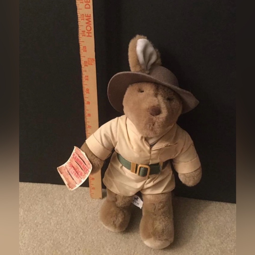 NWT! Vintage 1987 carousel outback safari plush toy, Made in Korea, 14” tall